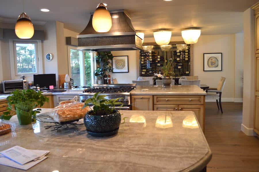 Modern Wine Closet Dining Room